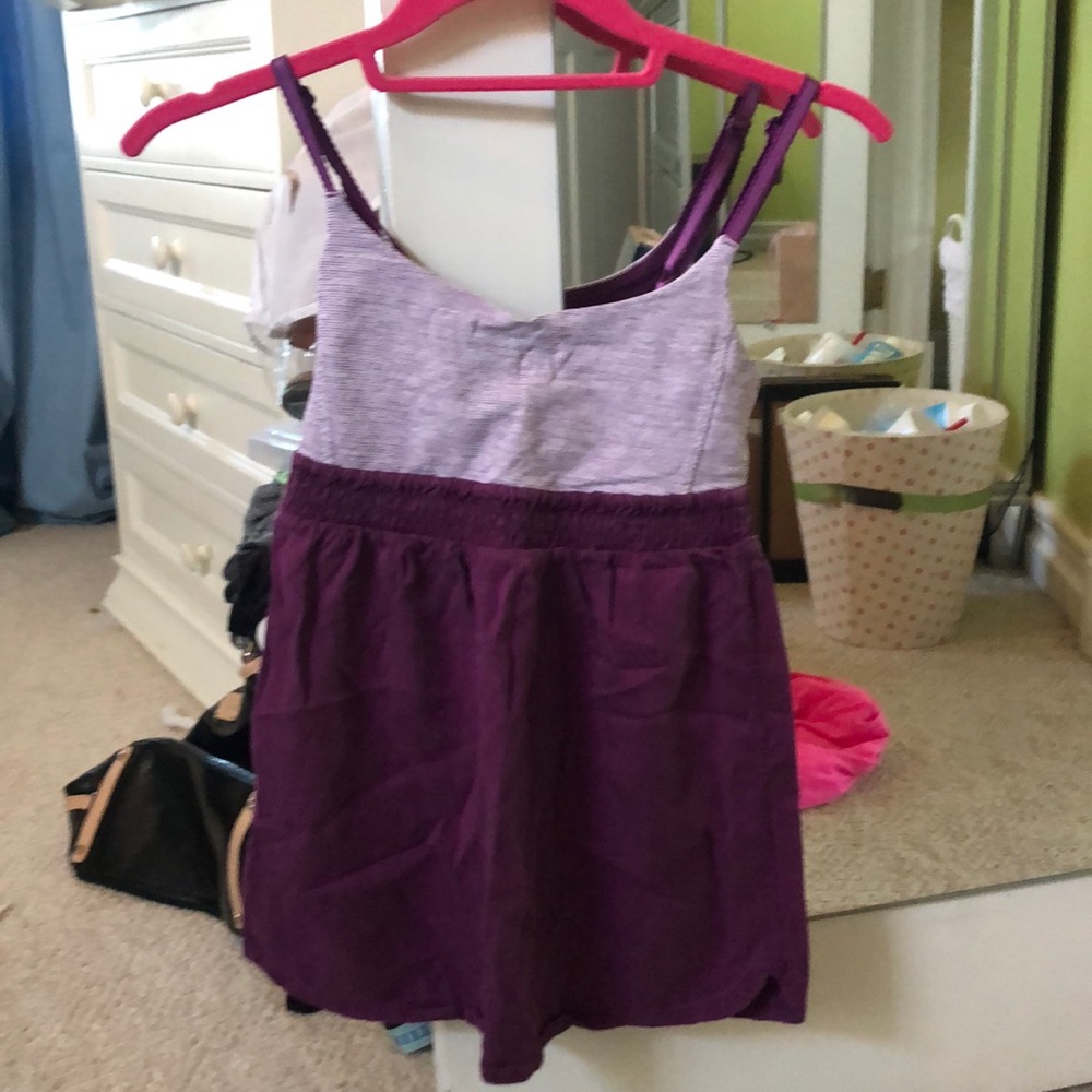 •Lululemon Top•